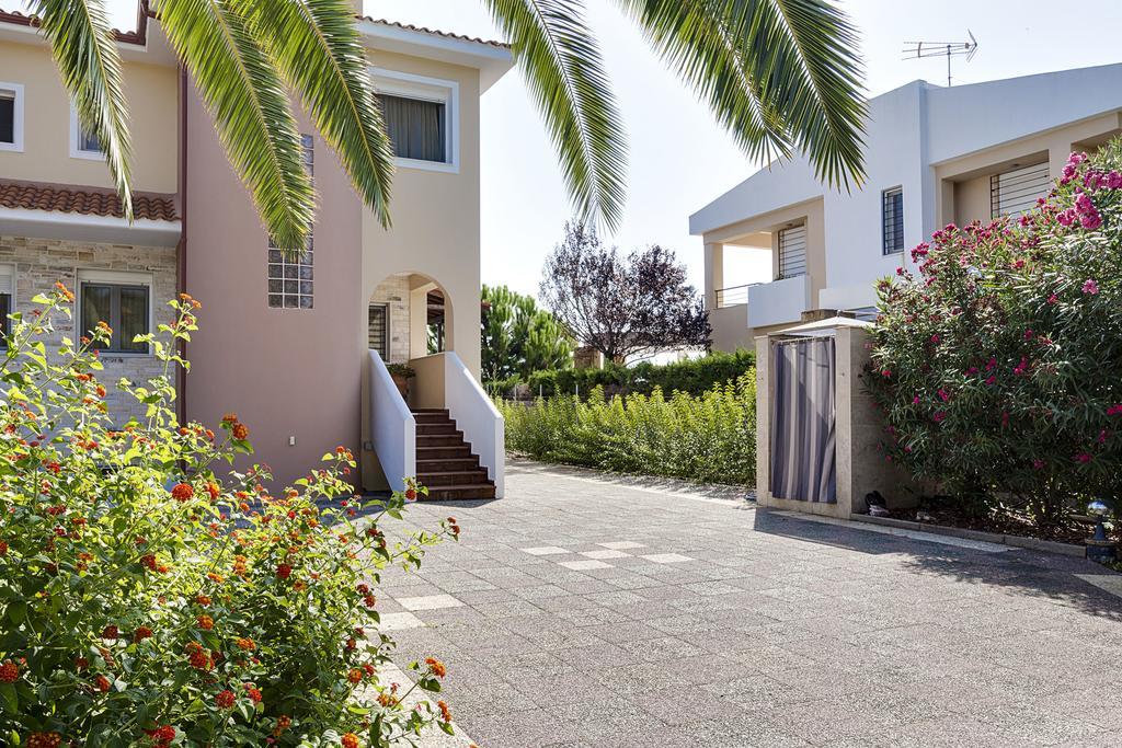 Villa Nefeli Akti Salonikiou B Agios Nikolaos  Exterior foto