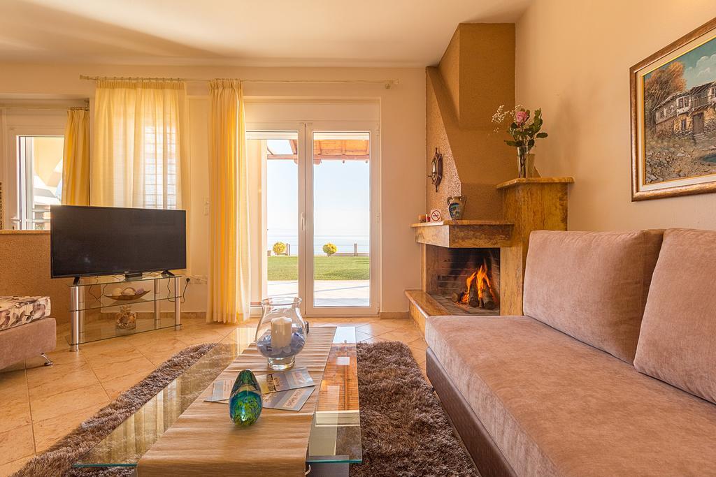 Villa Nefeli Akti Salonikiou B Agios Nikolaos  Exterior foto