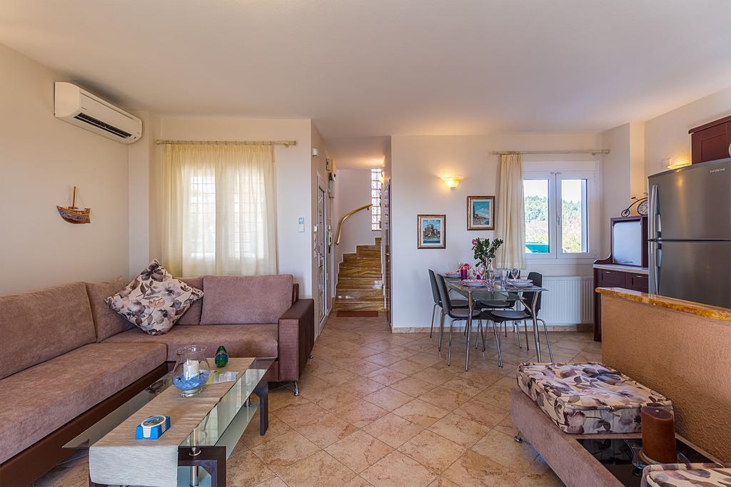 Villa Nefeli Akti Salonikiou B Agios Nikolaos  Exterior foto